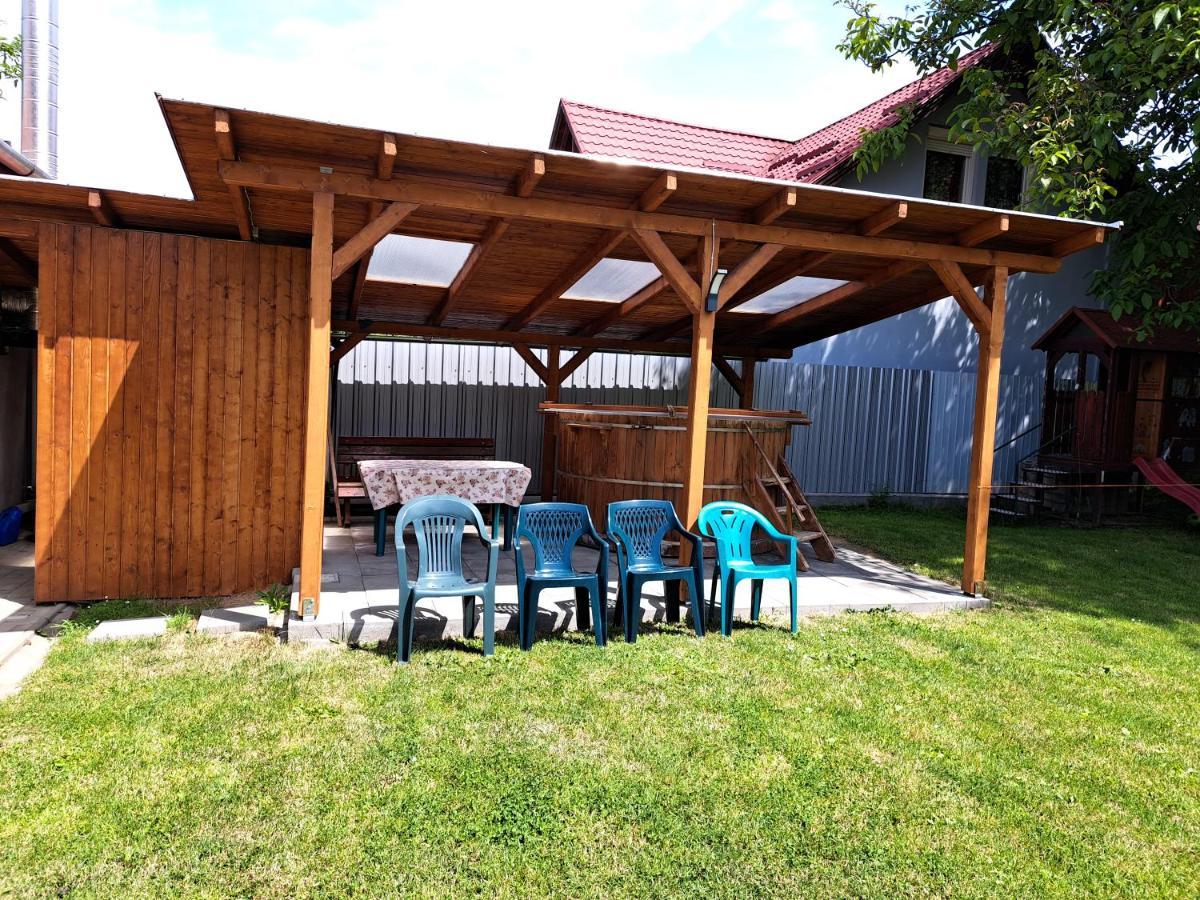 Casa De Vacanta Zsenik Vendeghaz Sovata Exteriör bild